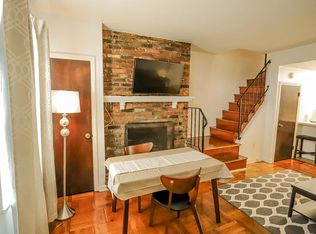 256 S Alder St, Philadelphia, PA 19107