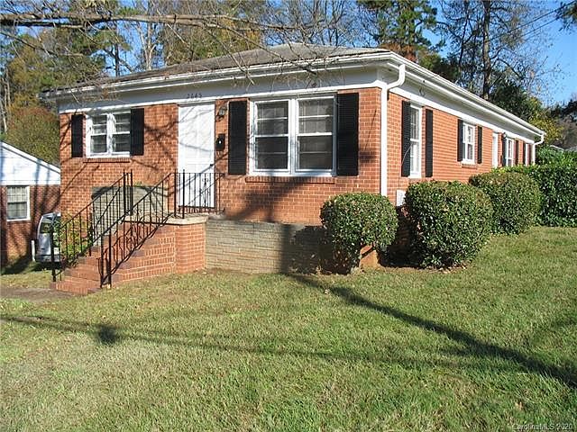 1st image of 2645 Hilliard Dr