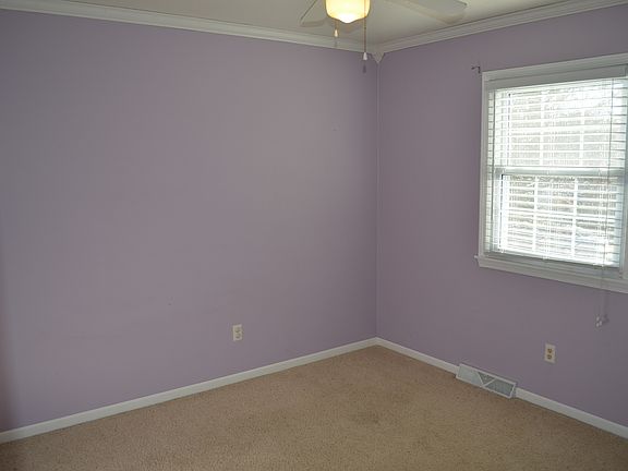 2nd image of 4922 Brookview Dr
