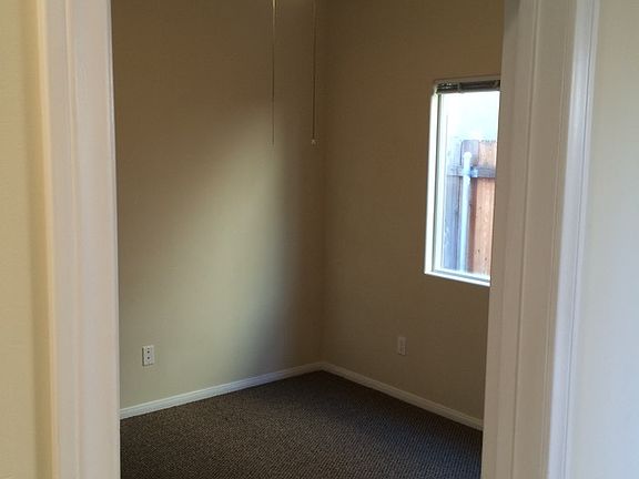 3rd image of 277 Donax Ave