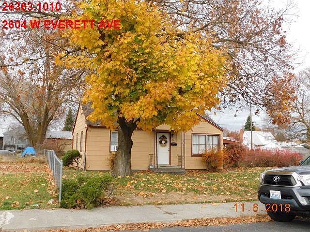 1st image of 2604 W Everett Ave