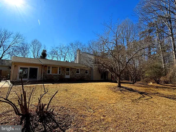 14 Peach Tree Ln, Fredericksburg, VA 22406