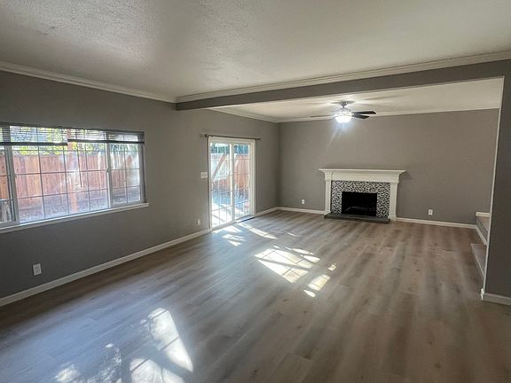Living Room / Family Room Combo
Great Room