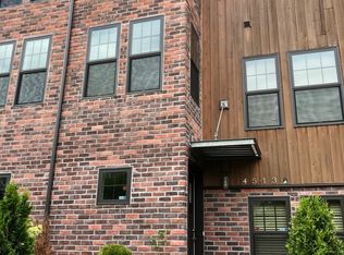 4513 4th Ave NE, Seattle, WA 98105