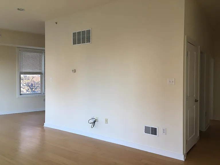 2146 E Susquehanna Ave #2 — Photo 8