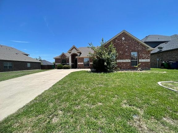 2nd image of 2184 Liriope Ln
