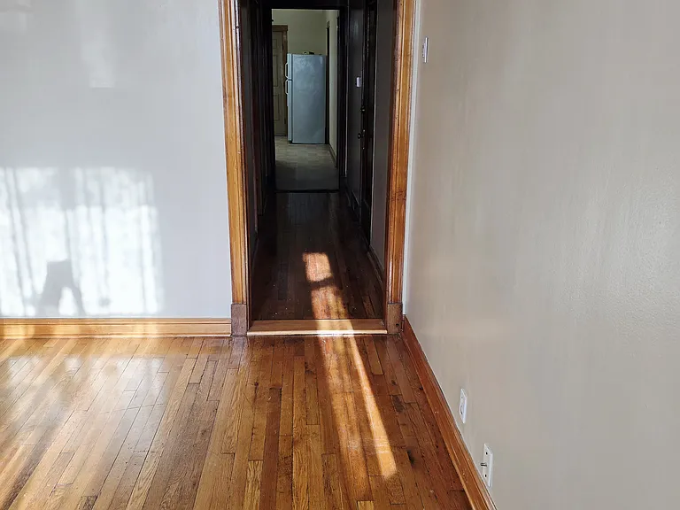 919 N Leavitt St #1F — Photo 5