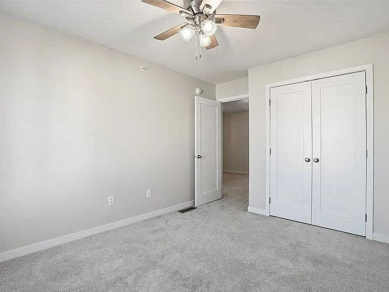 329 NE Otter Dr — Photo 21