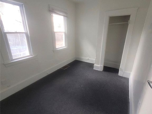 3rd image of 10117 Hampden Ave