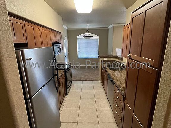 4th image of 7050 E Sunrise Dr