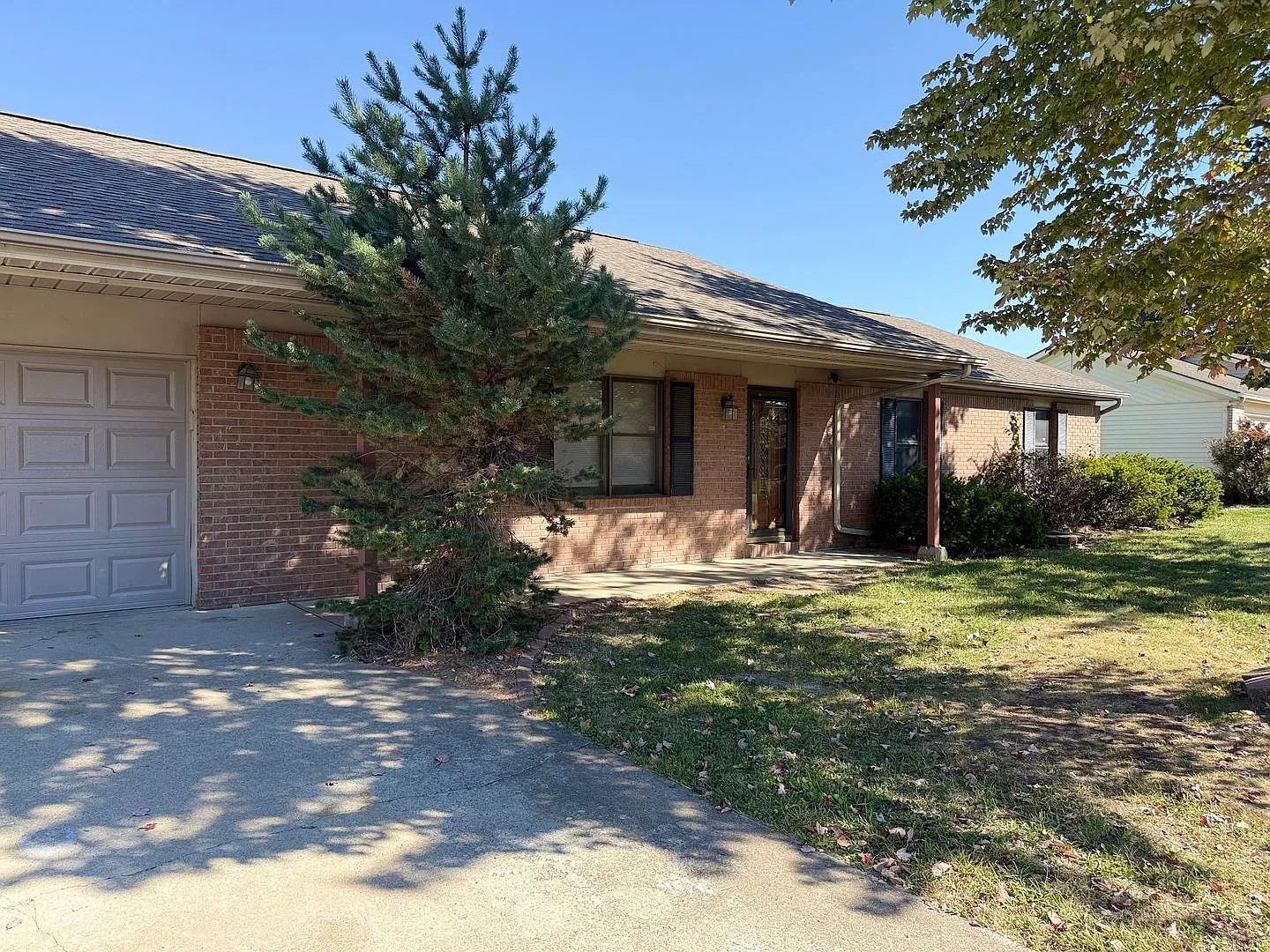 Beautiful 3 Bedroom 2 Bath Home, in Marion! — Photo 3