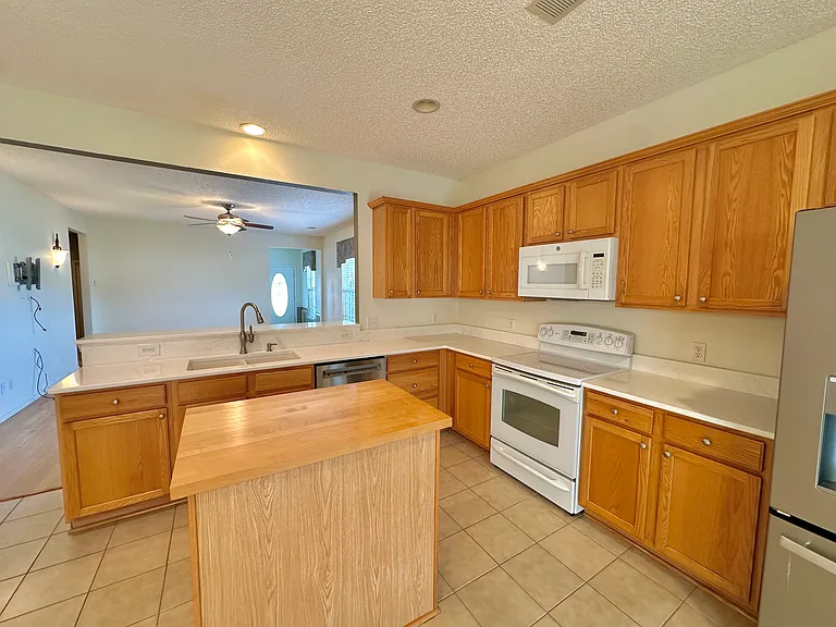 1 Pomegranate Ln — Photo 16