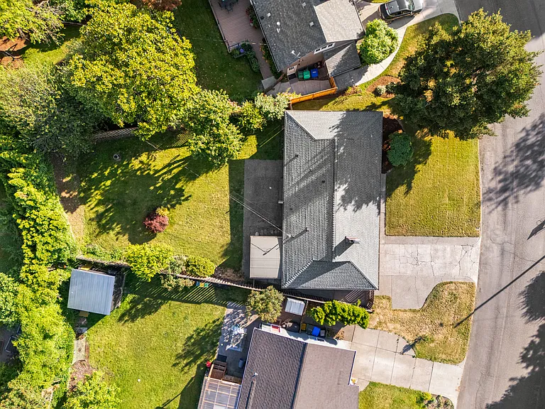 6472 SW 46th Pl — Photo 11