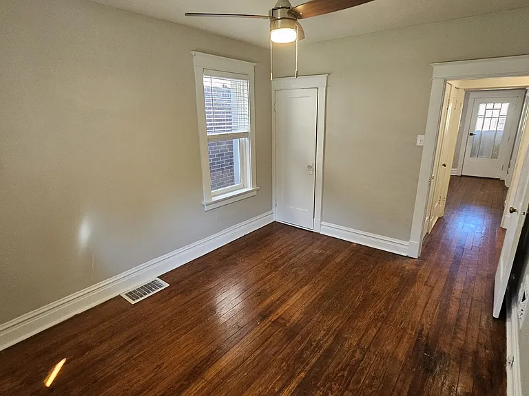 2239 California Ave — Photo 11