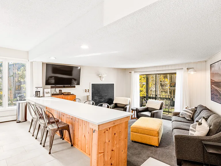 1161 Ski Hill Rd #J139 — Photo 3