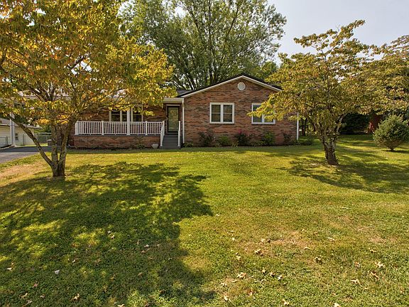 5th image of 528 Highland Ave