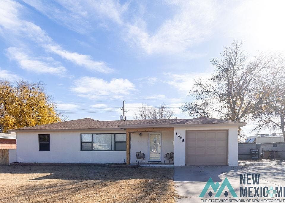 1st image of 1205 W Ural Dr