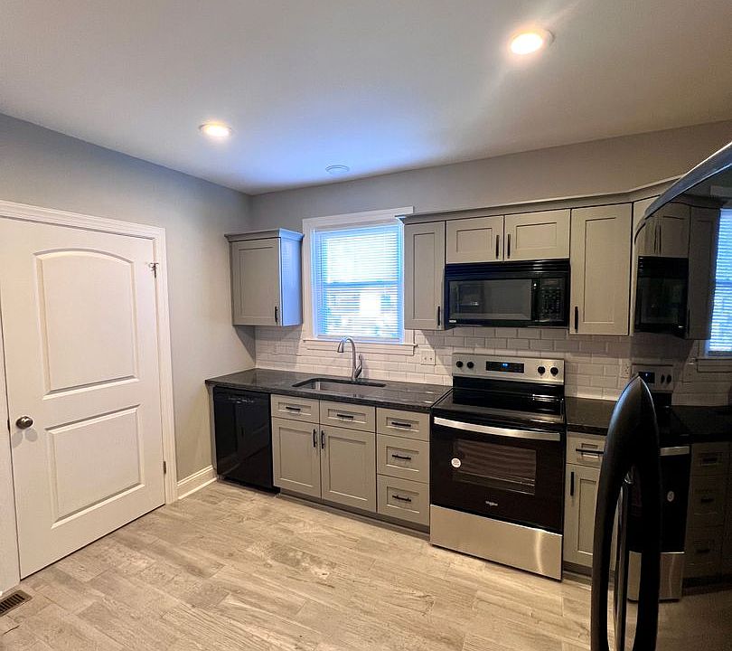 1st image of 3612 Delaware Ave #2