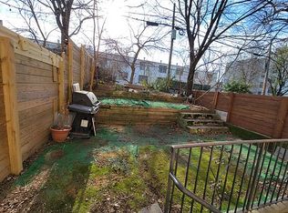 1746 Grove St #1G, Ridgewood, NY 11385