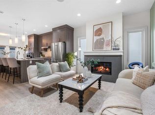 308 S 11th Ave NE #1, Calgary, AB T2E 0Z1