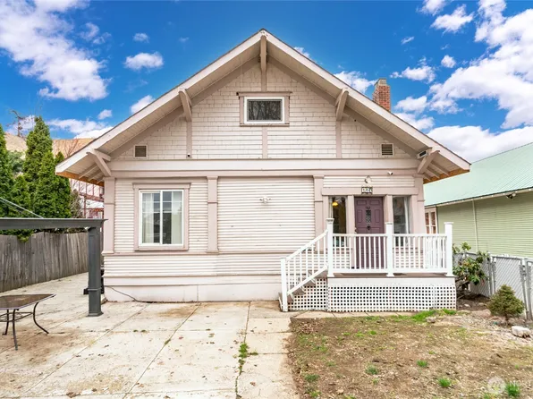 110 N Delaware Avenue #A/B, Wenatchee, WA 98801