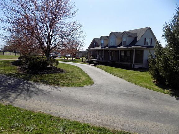 2nd image of 100 Deer Haven Dr