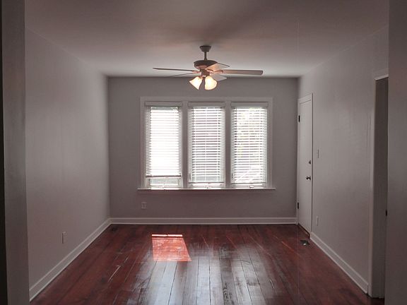 2nd image of 1345 N Artesian Ave