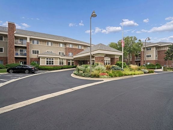 3rd image of 801 N McLean Blvd APT 330