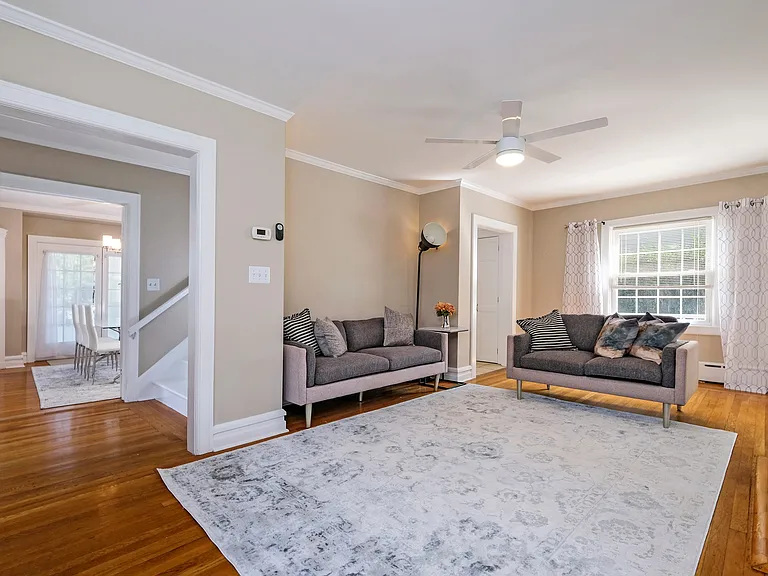 107 Lee Rd — Photo 2