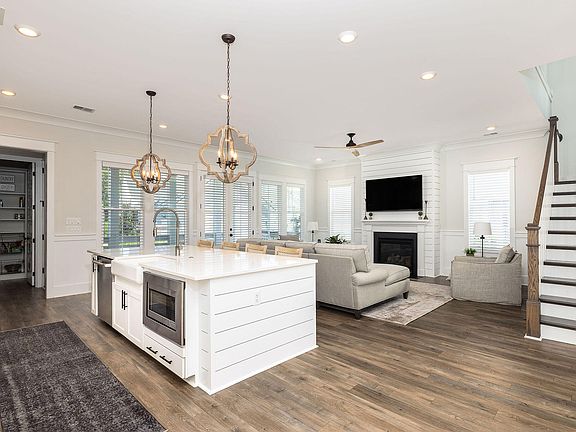 5th image of 3770 Sawyers Island Dr