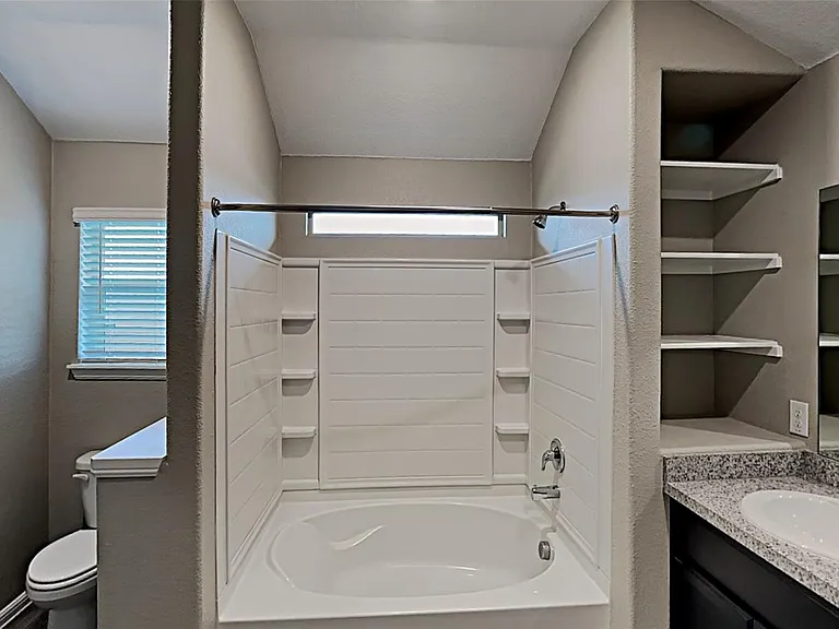 8304 Burma Dr — Photo 11
