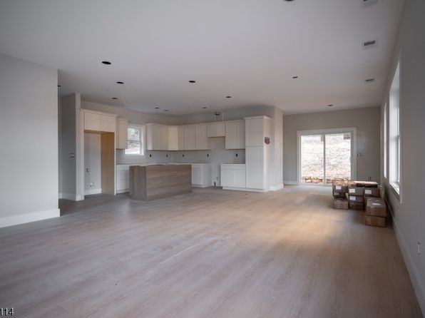 1225 Sussex Tpke #D
