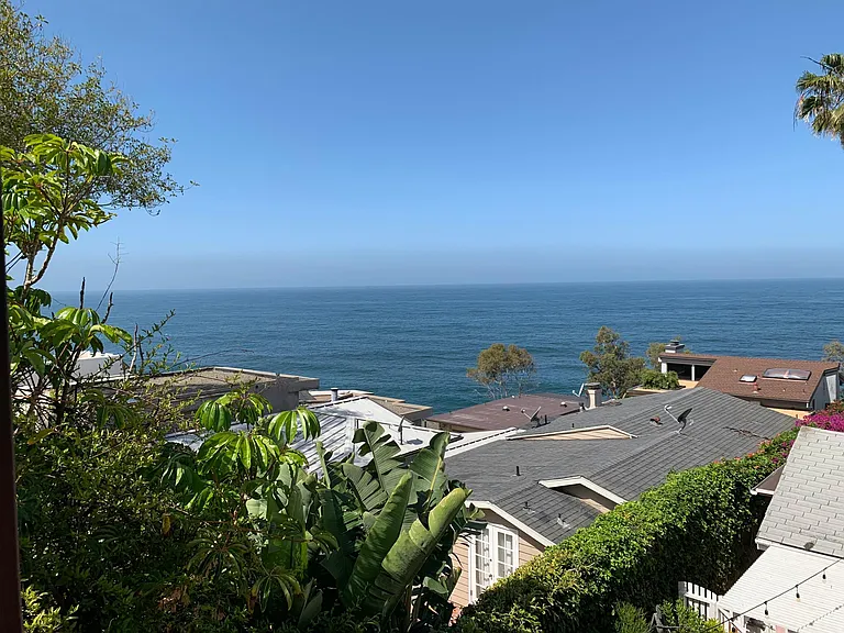 2685 S Coast Hwy — Photo 12