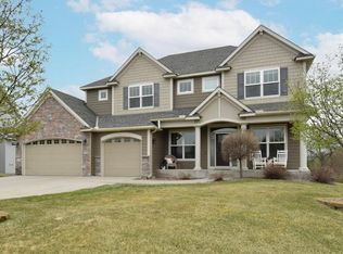 359 Riverside Cir, Anoka, MN 55303