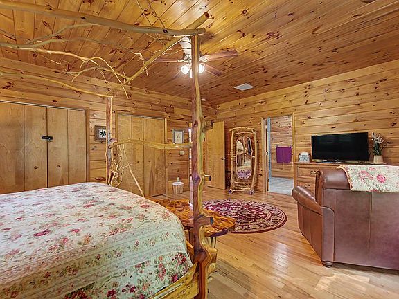 26th image of 453 Macs Mountain Retreat Ln
