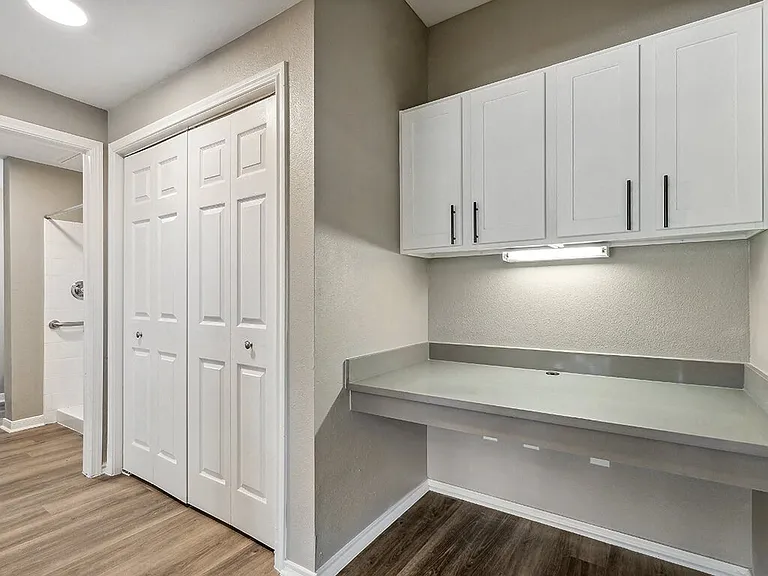 The Sorento Apartments — Photo 12