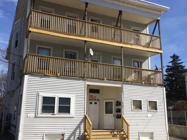 320-326 Pleasant St #2, Gardner, MA 01440