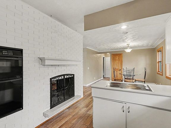 4th image of 10603 Sudan St