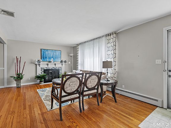 5th image of 6 Smith Avenue