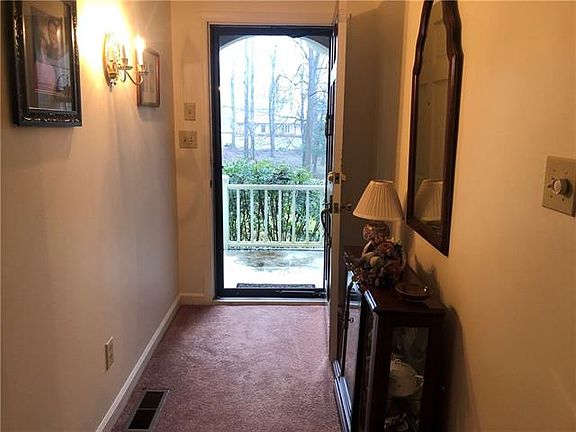 2nd image of 229 Tremont Park Dr SE