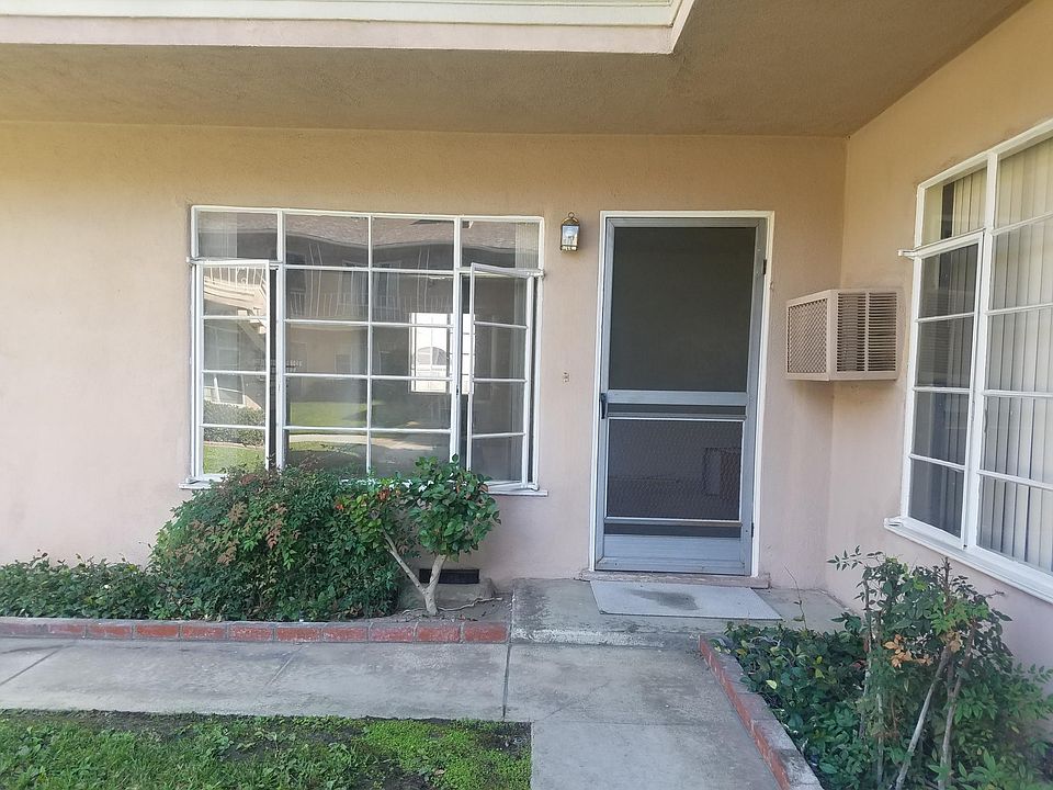 1st image of 893 W Huntington Dr APT B