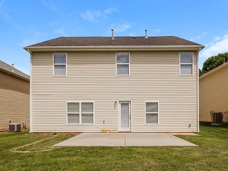 1415 Ladora Dr — Photo 15
