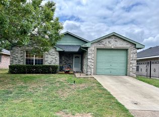 4536 Posada Dr, Dallas, TX 75211