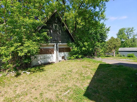 4th image of 244-46 Bruce St