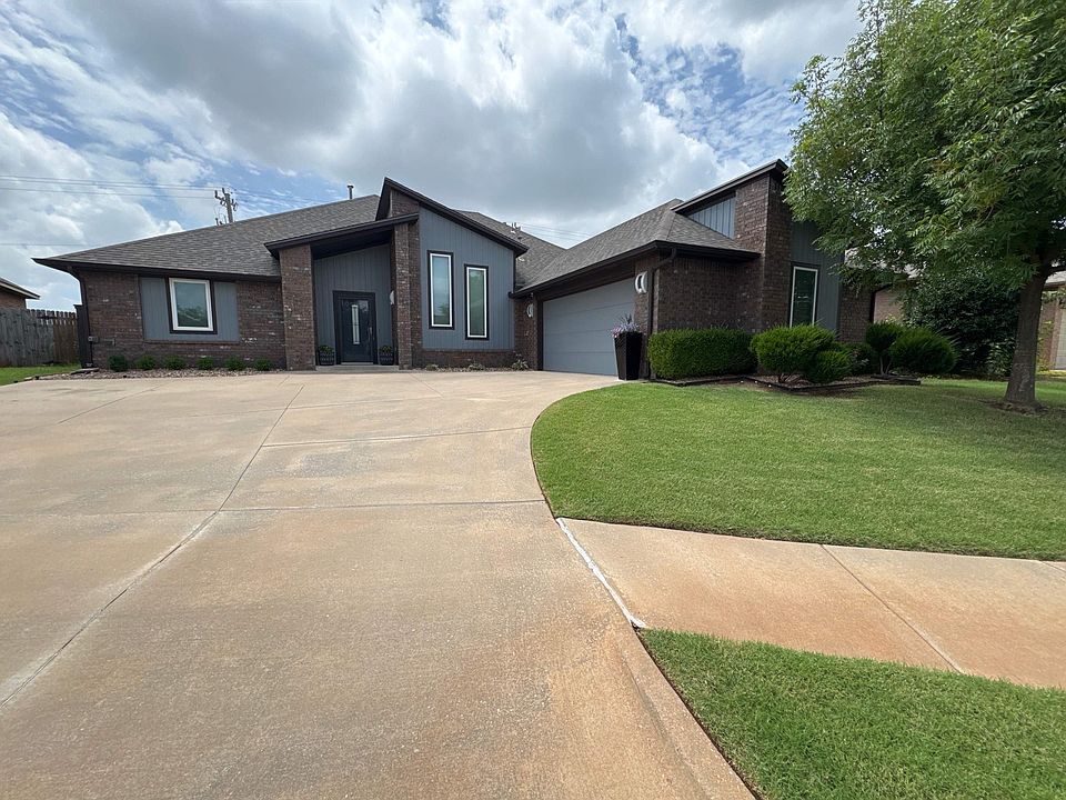 1st image of 2304 NW 172nd St