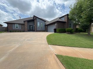 2304 NW 172nd St, Edmond, OK 73012
