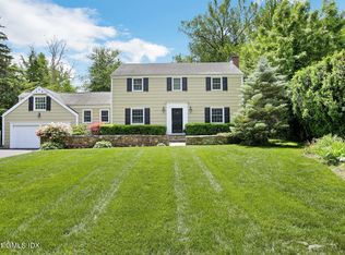 99 Winthrop Dr, Riverside, CT 06878