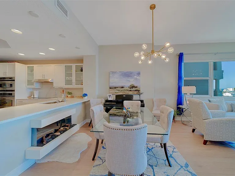 17735 Gulf Blvd #501 — Photo 17