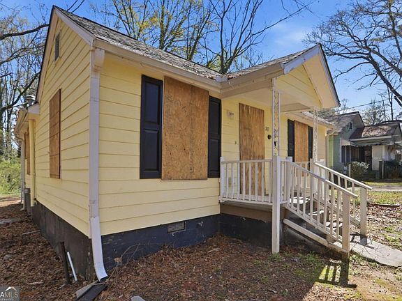 4th image of 747 Gary Rd NW