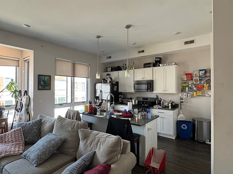 1309 S 20th St #4 — Photo 7